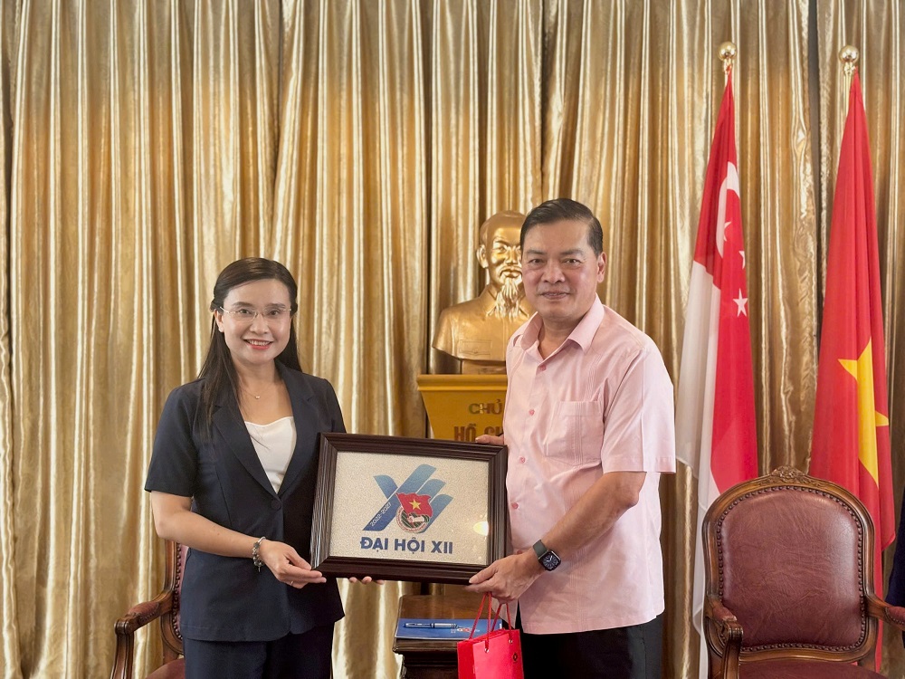 Đoàn đại biểu cấp cao T.Ư Đoàn - UBQG về Thanh niên Việt Nam tham gia nhiều hoạt động tại Singapore